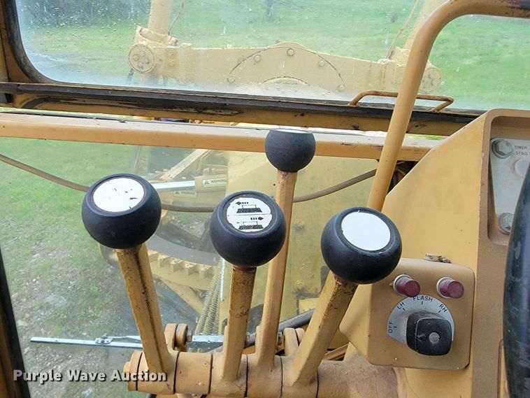 image for item JL9569 Fiat-Allis FG75  motor grader