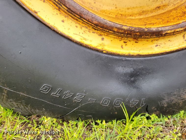 image for item JL9569 Fiat-Allis FG75  motor grader