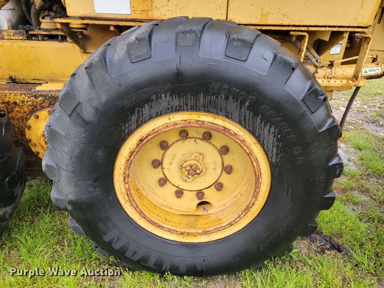 image for item JL9569 Fiat-Allis FG75  motor grader