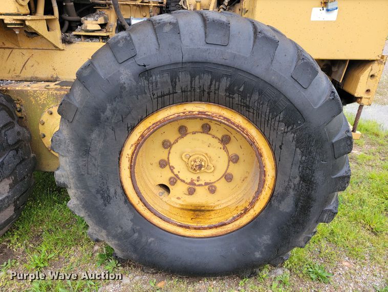 image for item JL9569 Fiat-Allis FG75  motor grader