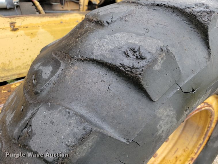 image for item JL9569 Fiat-Allis FG75  motor grader