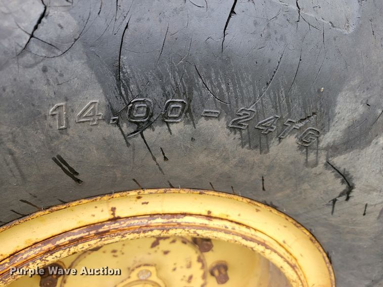 image for item JL9569 Fiat-Allis FG75  motor grader