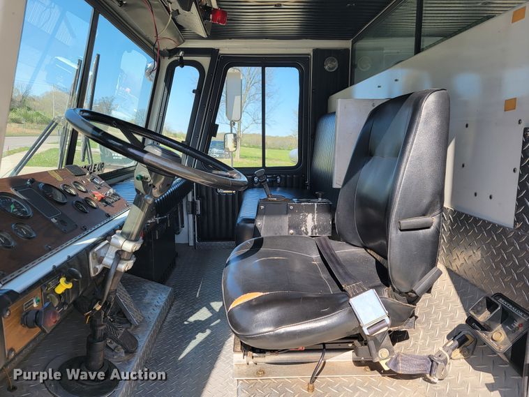 image for item JL9579 1985 Federal Motors Emergency One  pumper fire truck