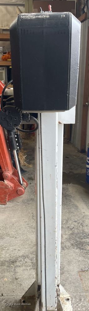 image for item JM9069 Auto Crane ETR Roto Ton  crane