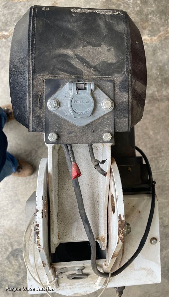 image for item JM9069 Auto Crane ETR Roto Ton  crane