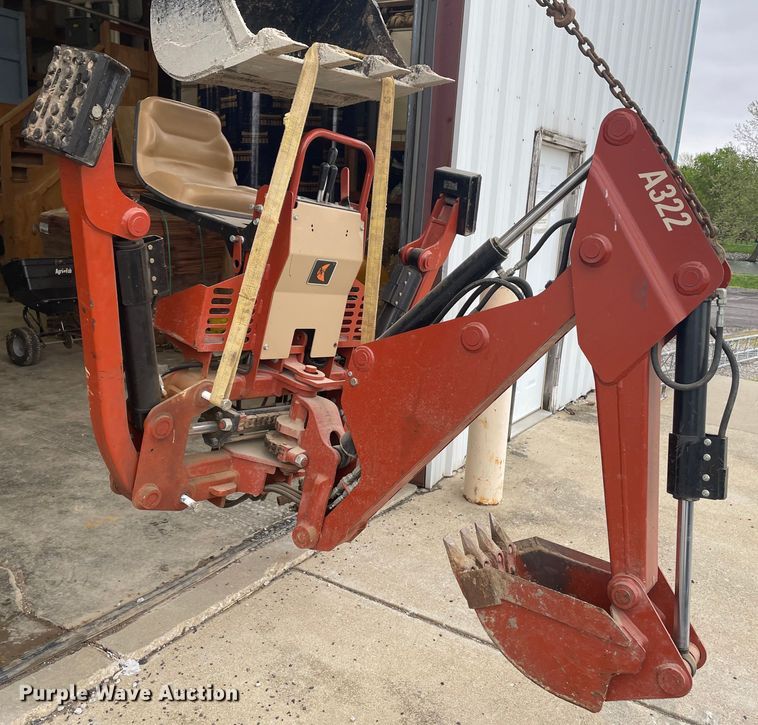 image for item JM9070 Ditch Witch A322  backhoe