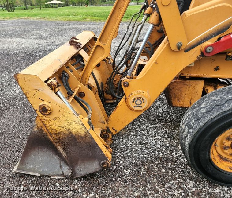 image for item JM9106 2003 Case 580M  backhoe