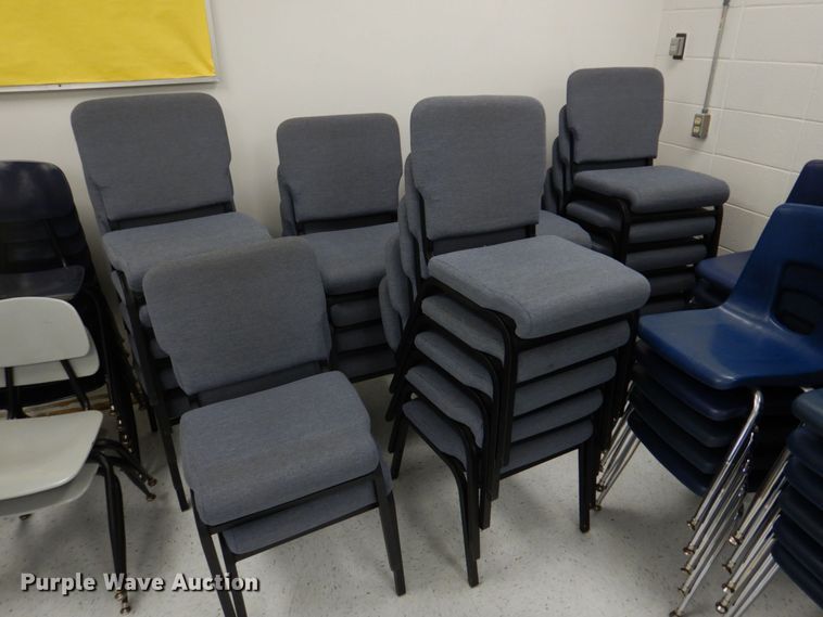image for item KD9064 Approximately 200 chairs