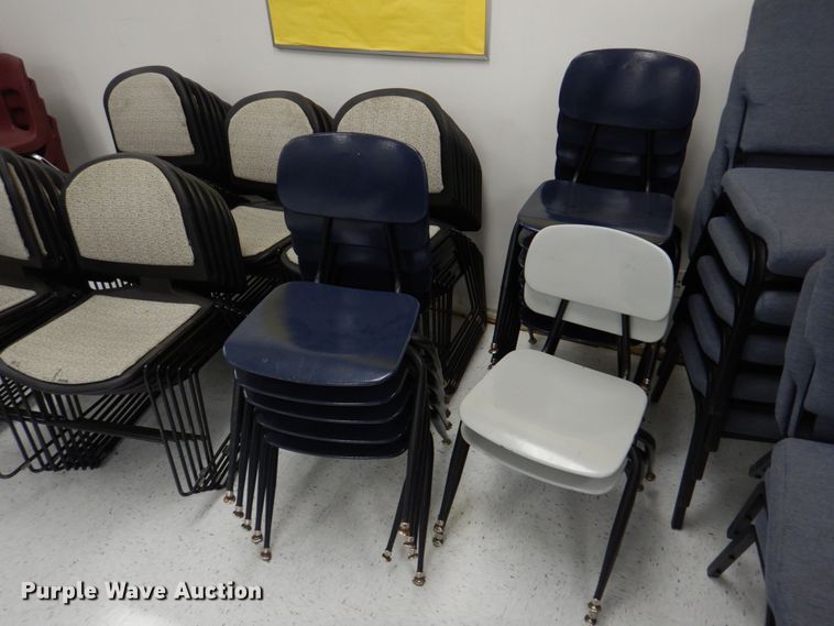 image for item KD9064 Approximately 200 chairs