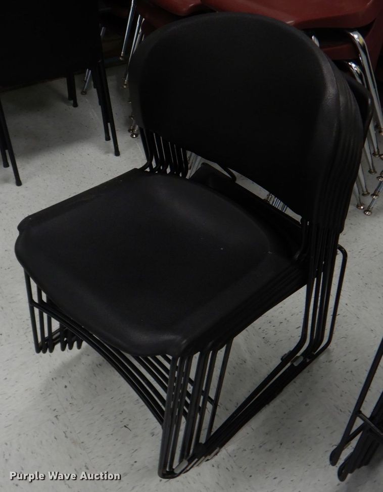 image for item KD9064 Approximately 200 chairs