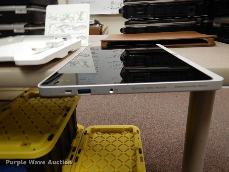 image for item KE9000 Acer Iconia W7 tablet