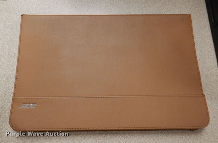 image for item KE9000 Acer Iconia W7 tablet