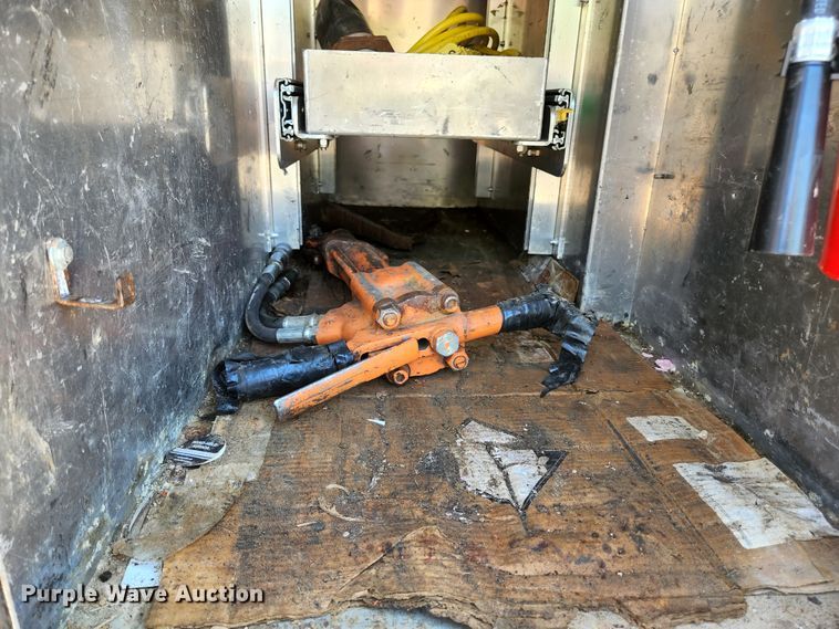 image for item KE9697 2009 International 7400 WorkStar  combination sewer jetter truck