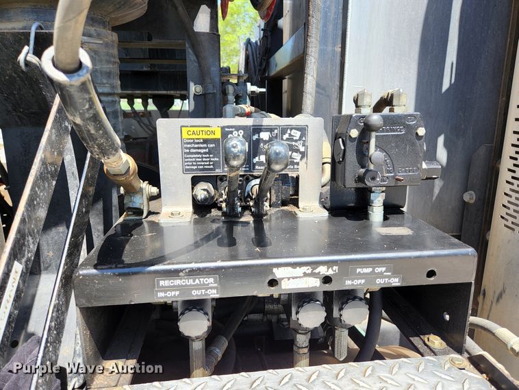 image for item KE9697 2009 International 7400 WorkStar  combination sewer jetter truck