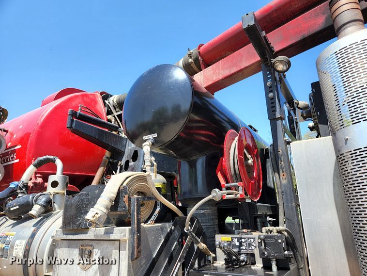 image for item KE9697 2009 International 7400 WorkStar  combination sewer jetter truck