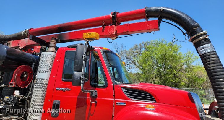 image for item KE9697 2009 International 7400 WorkStar  combination sewer jetter truck