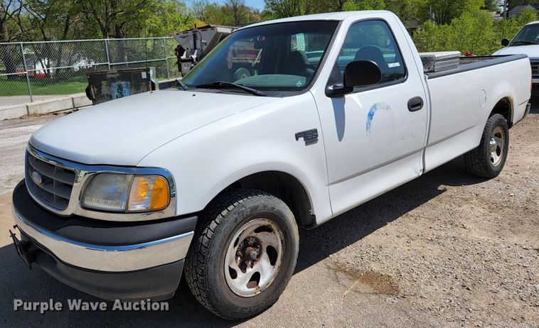 image for item KE9698 2001 Ford F150 XL  pickup truck