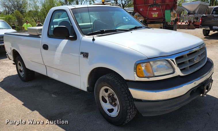 image for item KE9698 2001 Ford F150 XL  pickup truck