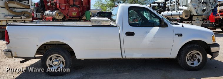 image for item KE9698 2001 Ford F150 XL  pickup truck