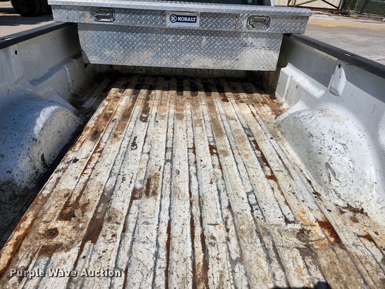 image for item KE9698 2001 Ford F150 XL  pickup truck