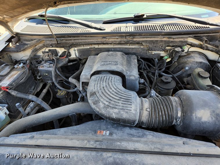 image for item KE9698 2001 Ford F150 XL  pickup truck