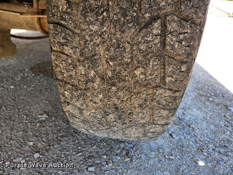 image for item KE9698 2001 Ford F150 XL  pickup truck