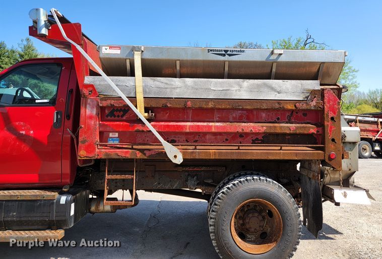 image for item KE9699 2005 GMC C8500  dump truck