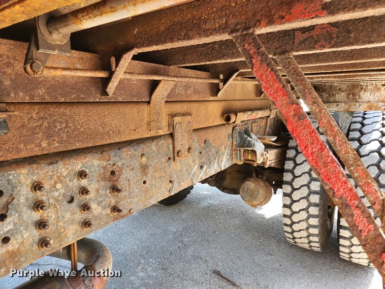 image for item KE9699 2005 GMC C8500  dump truck