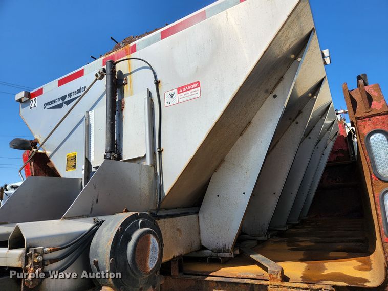 image for item KE9699 2005 GMC C8500  dump truck