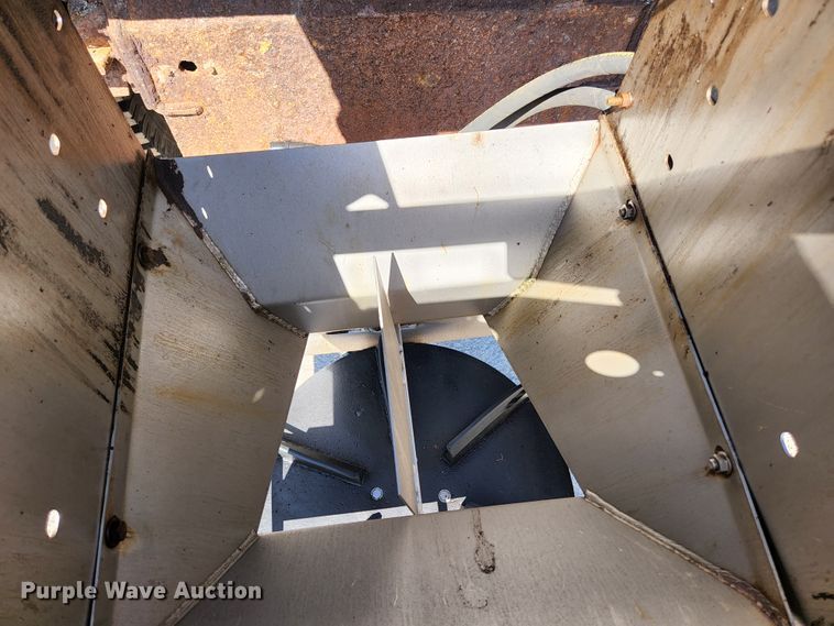 image for item KE9699 2005 GMC C8500  dump truck