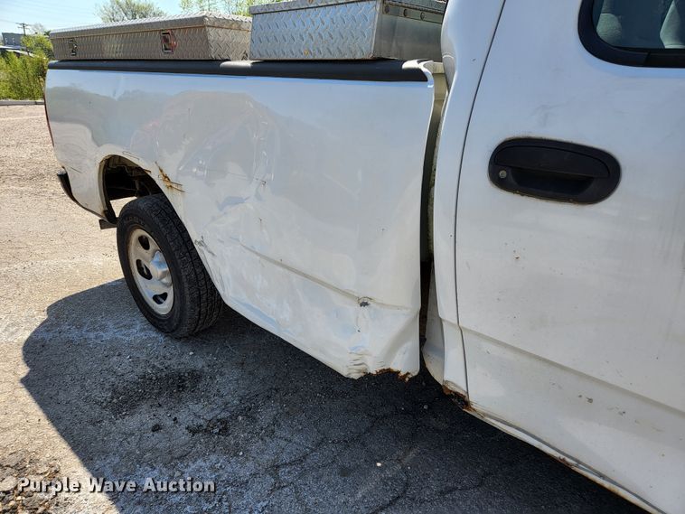 image for item KE9701 2003 Ford F150 XL  pickup truck