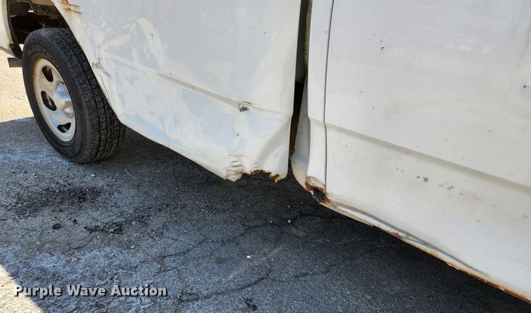 image for item KE9701 2003 Ford F150 XL  pickup truck