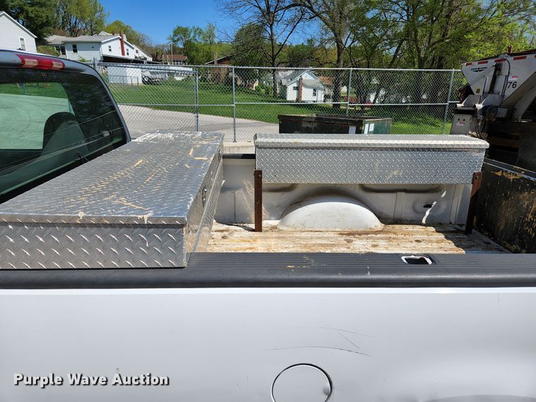 image for item KE9701 2003 Ford F150 XL  pickup truck