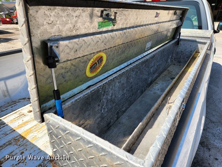 image for item KE9701 2003 Ford F150 XL  pickup truck