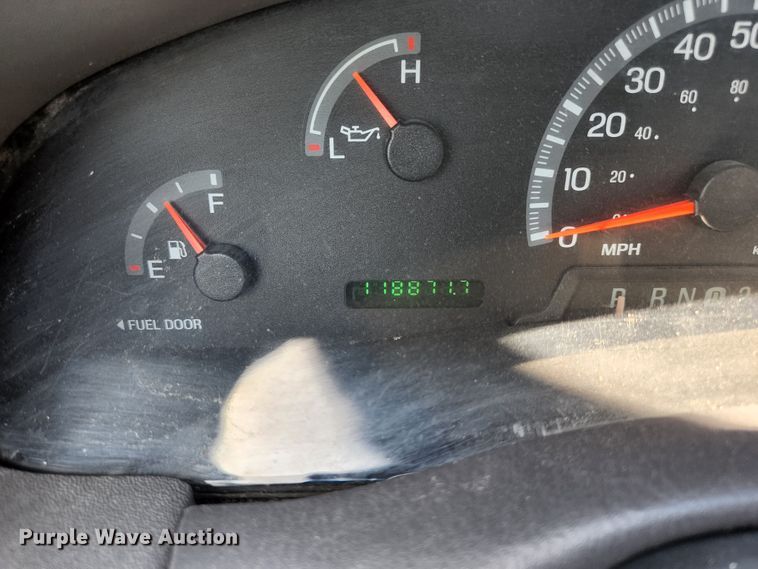 image for item KE9701 2003 Ford F150 XL  pickup truck