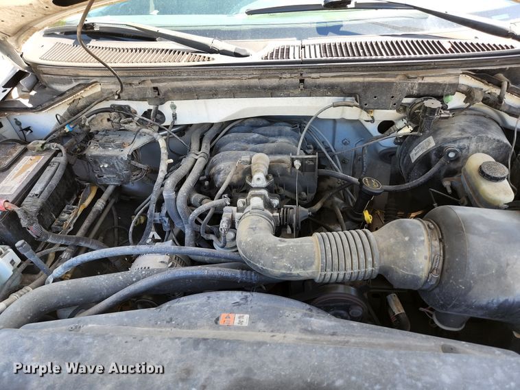 image for item KE9701 2003 Ford F150 XL  pickup truck