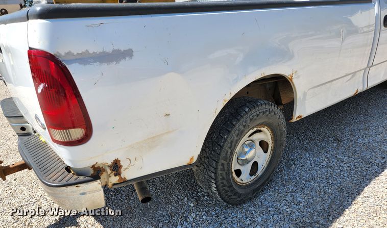 image for item KE9702 2001 Ford F150 XL  pickup truck