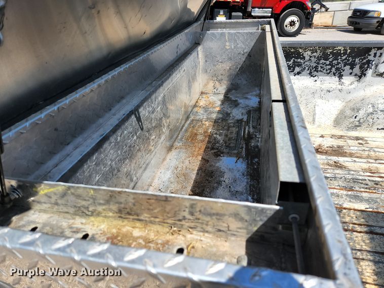 image for item KE9702 2001 Ford F150 XL  pickup truck