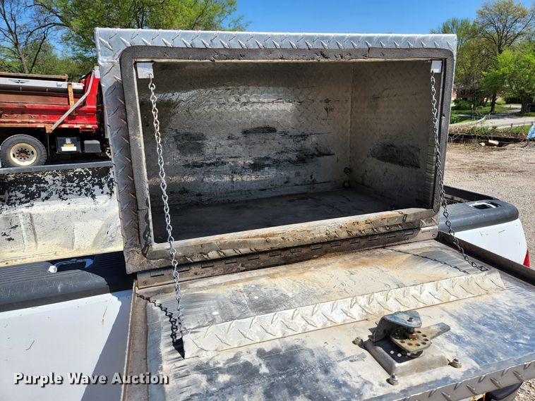 image for item KE9702 2001 Ford F150 XL  pickup truck