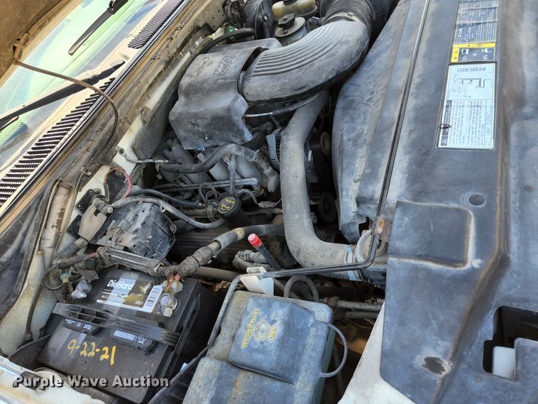 image for item KE9702 2001 Ford F150 XL  pickup truck