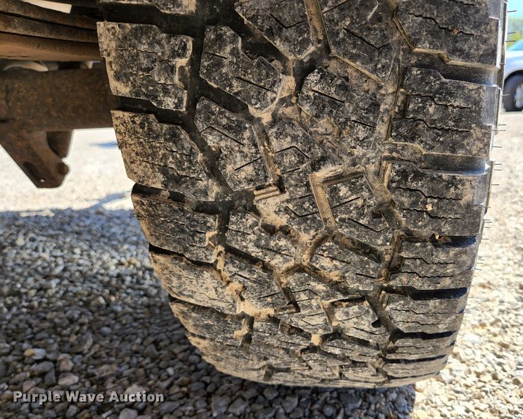 image for item KE9702 2001 Ford F150 XL  pickup truck