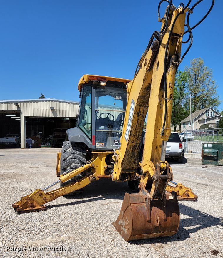 image for item KE9705 2002 John Deere 410G  backhoe