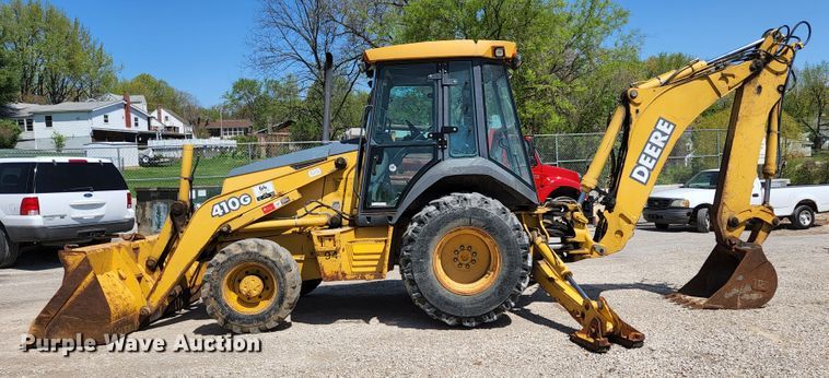 image for item KE9705 2002 John Deere 410G  backhoe