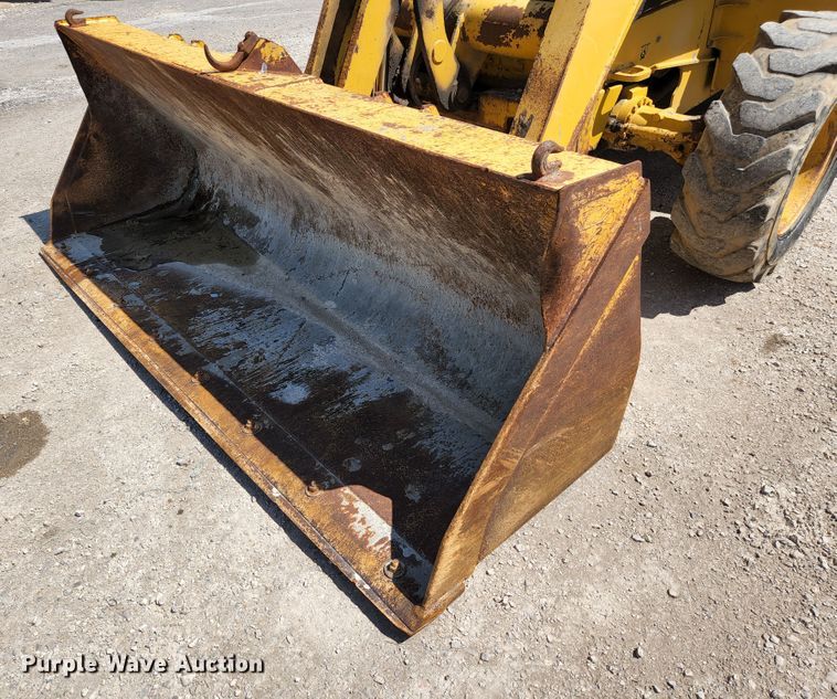 image for item KE9705 2002 John Deere 410G  backhoe