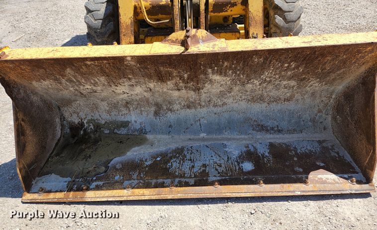 image for item KE9705 2002 John Deere 410G  backhoe