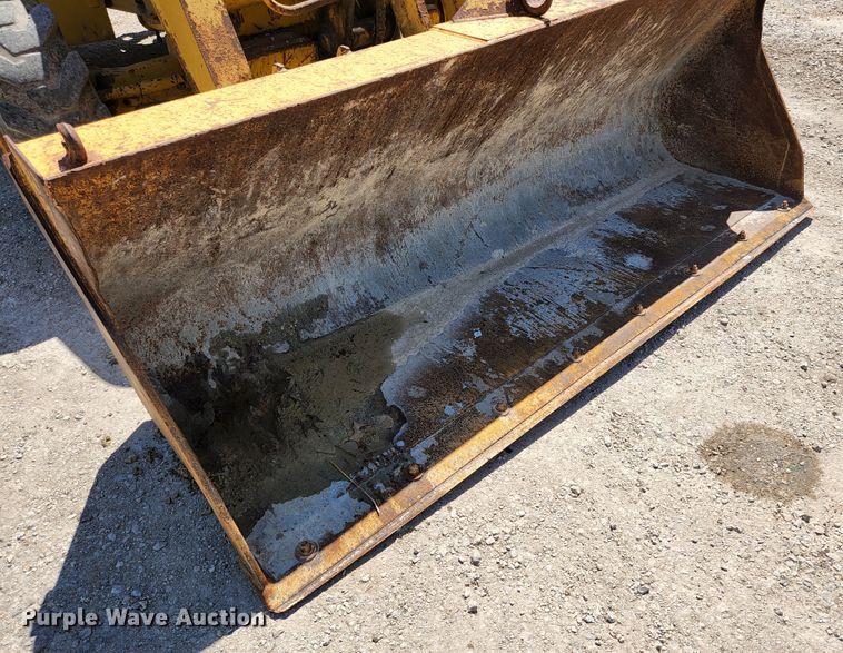 image for item KE9705 2002 John Deere 410G  backhoe