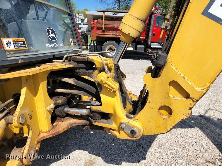 image for item KE9705 2002 John Deere 410G  backhoe