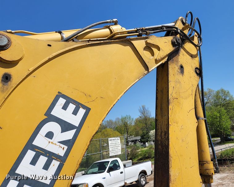 image for item KE9705 2002 John Deere 410G  backhoe