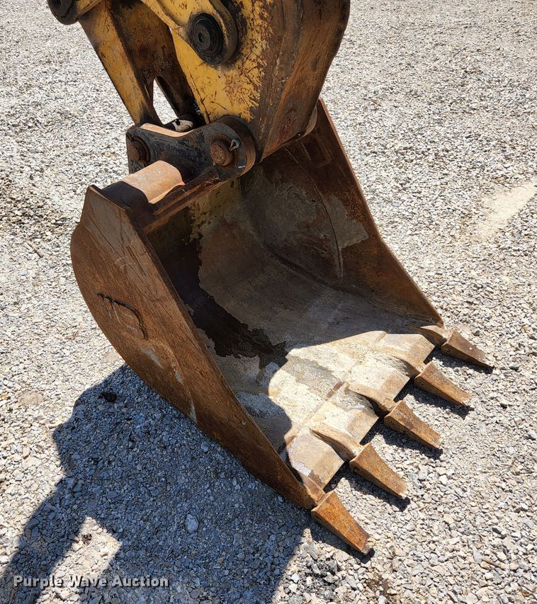 image for item KE9705 2002 John Deere 410G  backhoe