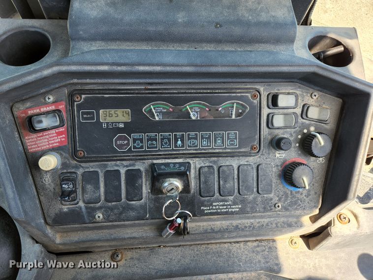 image for item KE9705 2002 John Deere 410G  backhoe